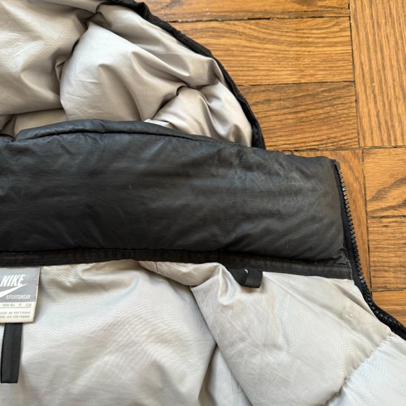 Vintage Nike Puffer Jacket - Picture 5 of 7